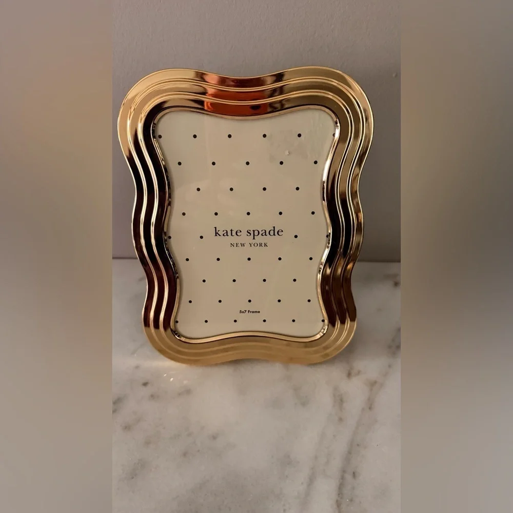 kate spade Wavy Gold Picture Frame 5”x7” photo